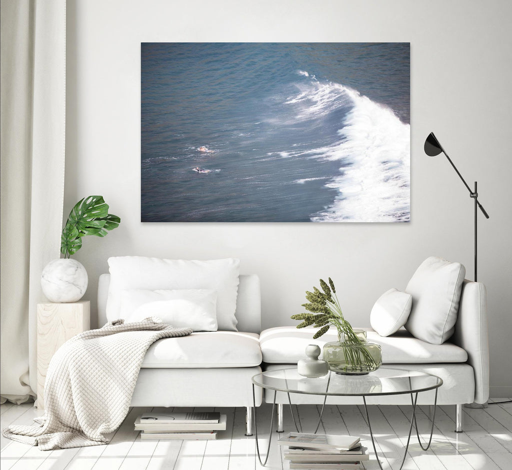 Surfers Delight by Aaron Matheson on GIANT ART - white sea scene