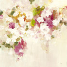 Floral Blush V2 par Lisa Ridgers sur GIANT ART - blanc et crème, fleurs abstraites.