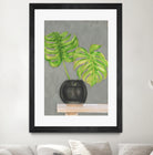 Frond in Vase I by Jennifer Goldberger on GIANT ART - beige botanicals plant