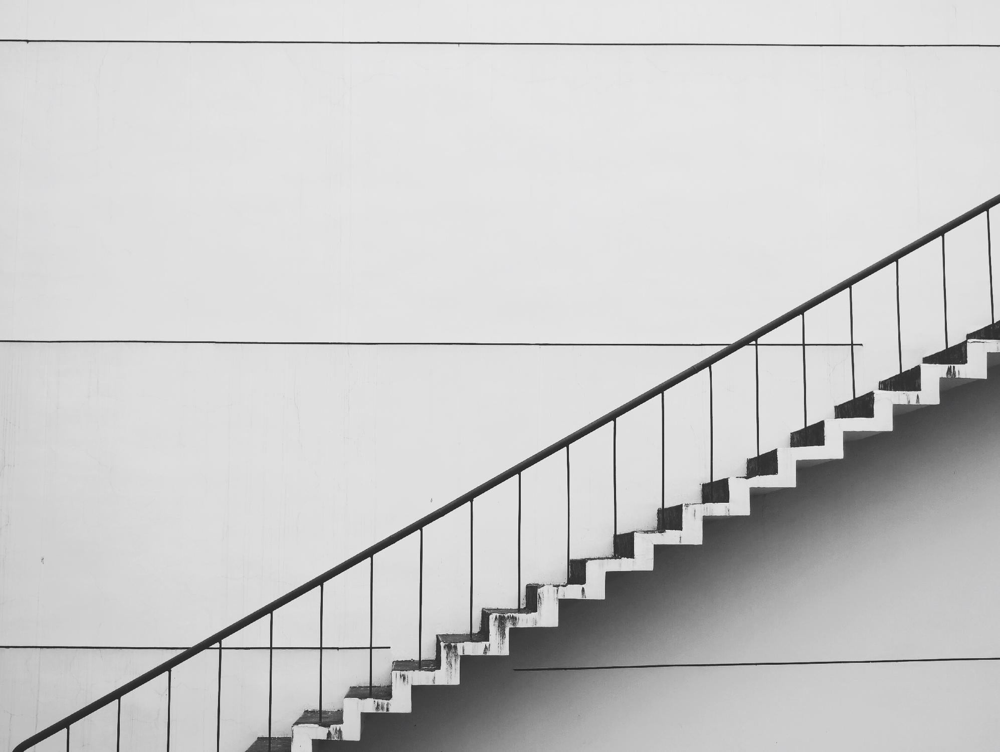 Diagonal Staircase par Pexels sur GIANT ART - art photo blanc