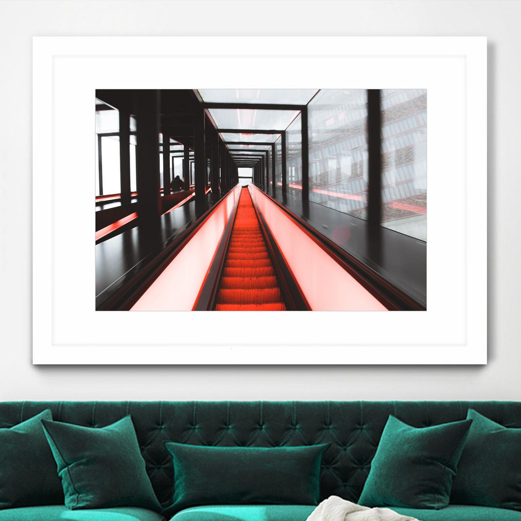 Red escalator rouge par Pexels sur GIANT ART - black photo art